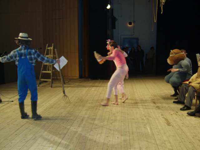 eml�ksz�nk m�g erre? �rdemes figyelni a MAcit is..