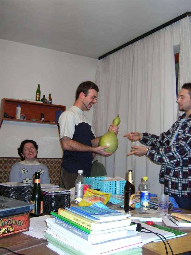 ekkora tokot kaptam...  koszonom nektek!..:)