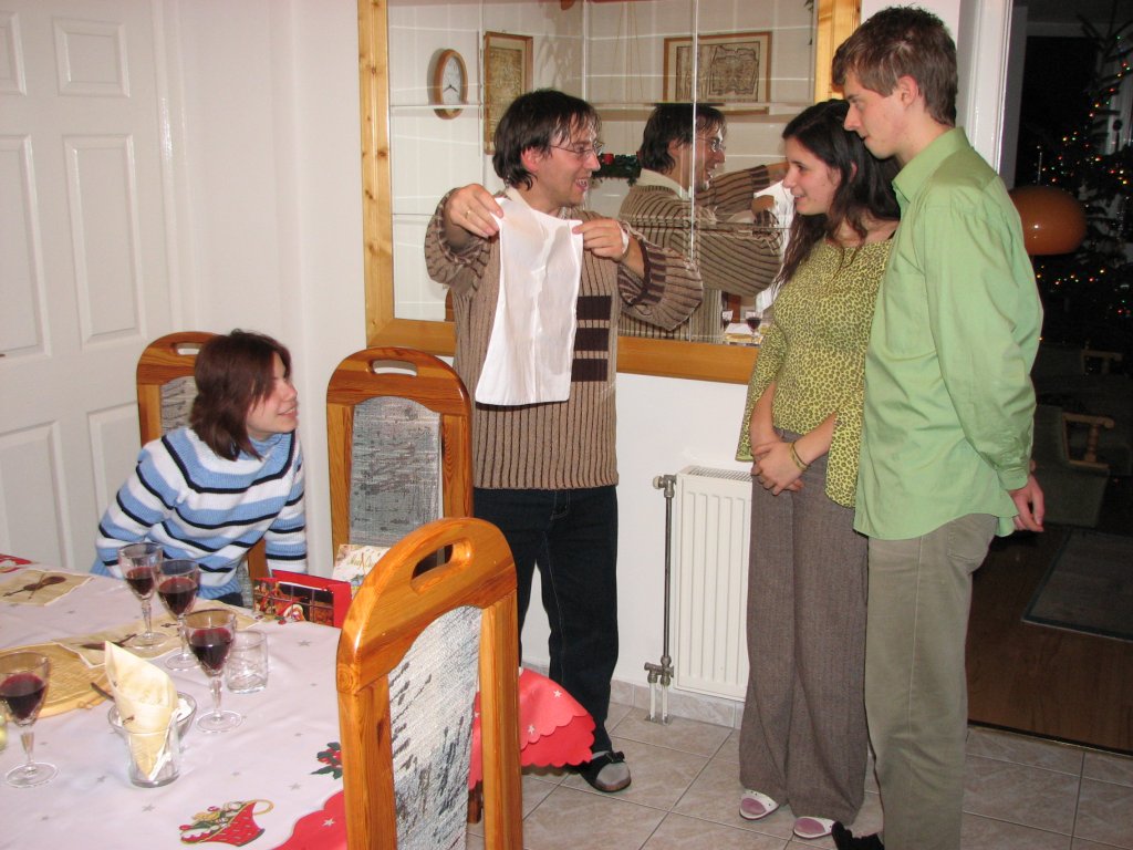 ez a h�mz�s k�sz�lt Petinek!