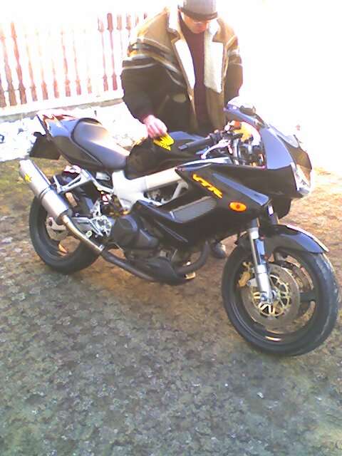 meg mindig a hoolvadast varjuk