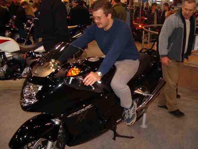 ami m�rce az m�rce