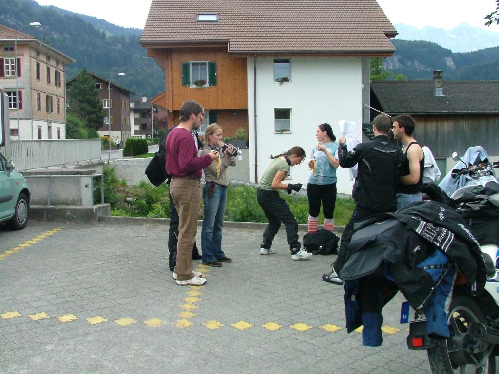 amikor az idojaras megviccel, mert hidegre oltozunk, es megsulunk beleizzadunk mert meleg van