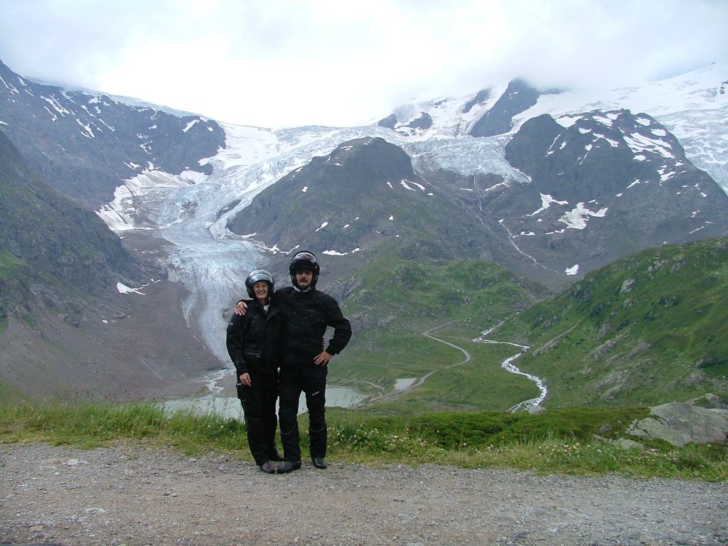igen. ilyen helyen is lehet fenykepeszkedni.