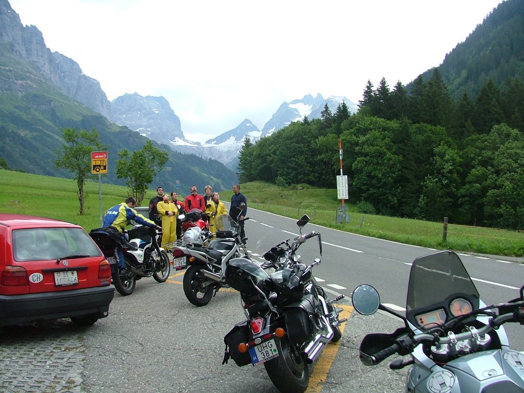 a hagok elott, csoportkephez keszulodve