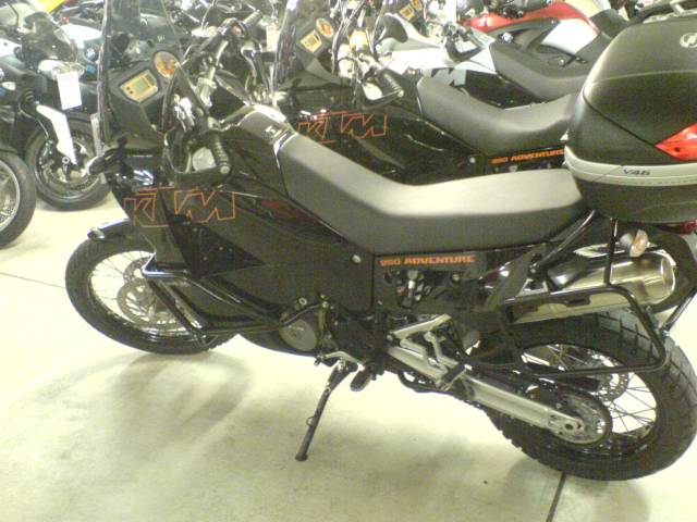 Karesz, latod, van valasztek. mindegyik hasznalt