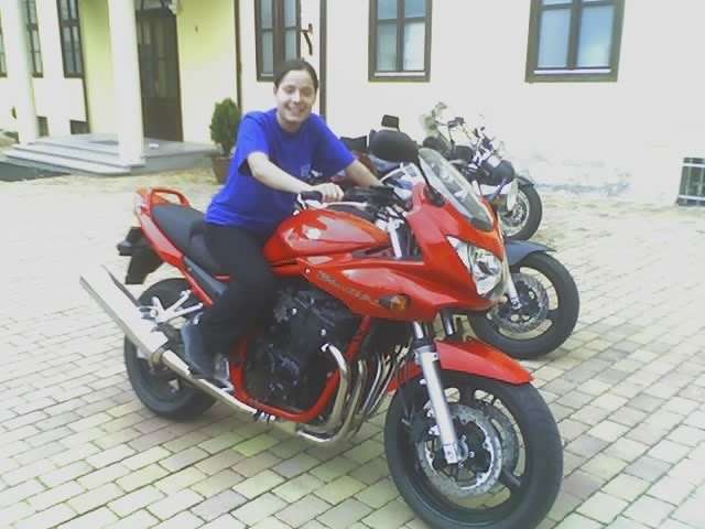 2005 okt. 1. Kaposvaron sportnapon Gabi rogton lecsap a jora 1