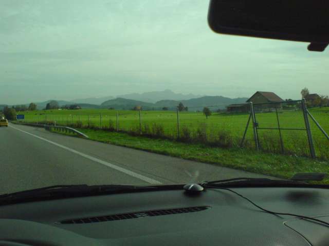 ez eppen sik svajci legelo